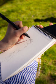 Portrait live sketching r&eacute;alis&eacute; lors d&rsquo;un mariage